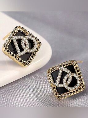Gold and Black Crystal Chain Square Stud Earrings